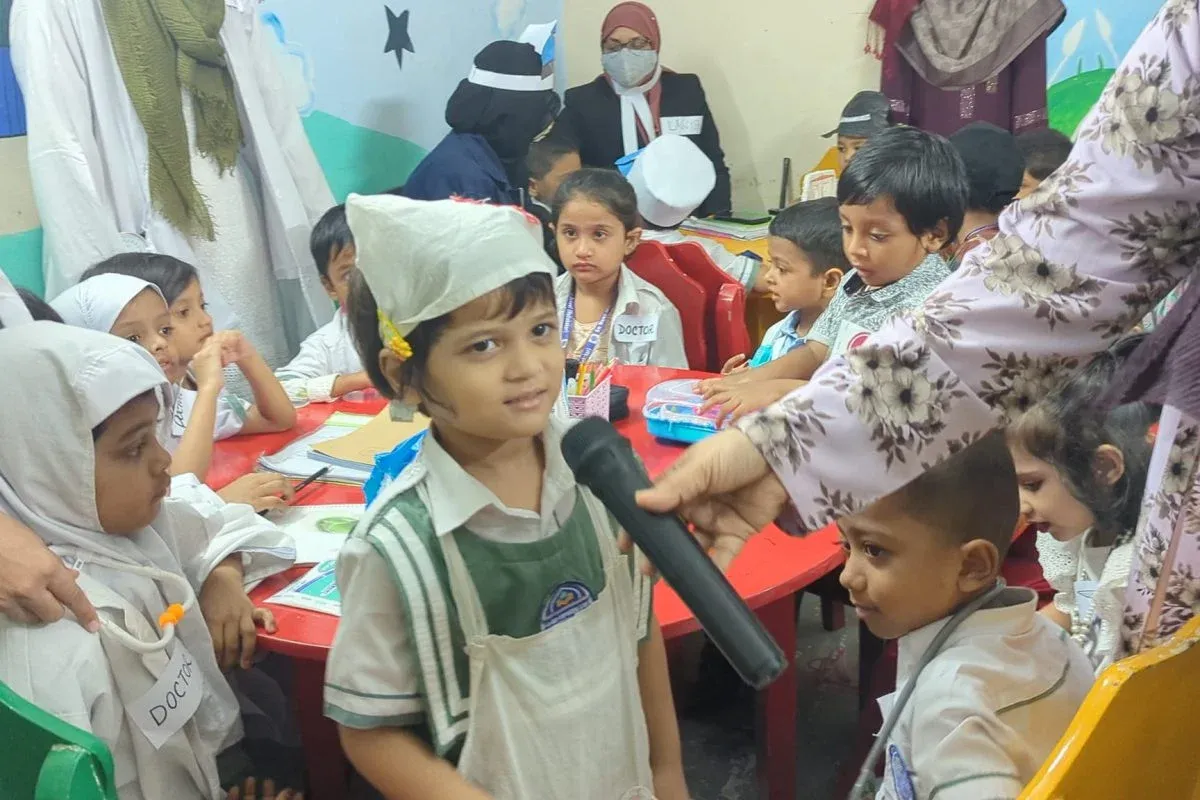 Students of An-Noor Islamic English School